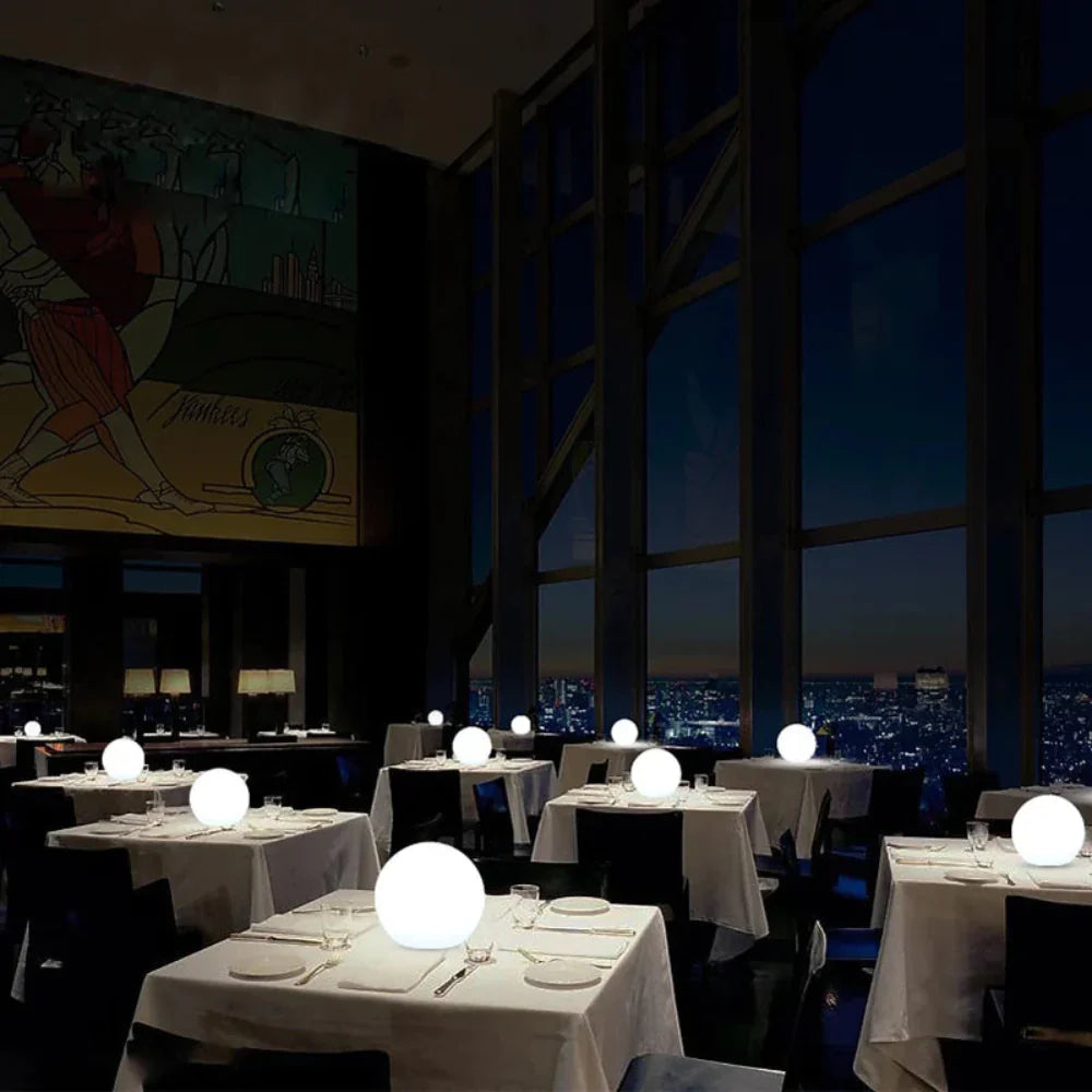 Outdoor Waterproof LED Globe Light for Garden and Patio Decor