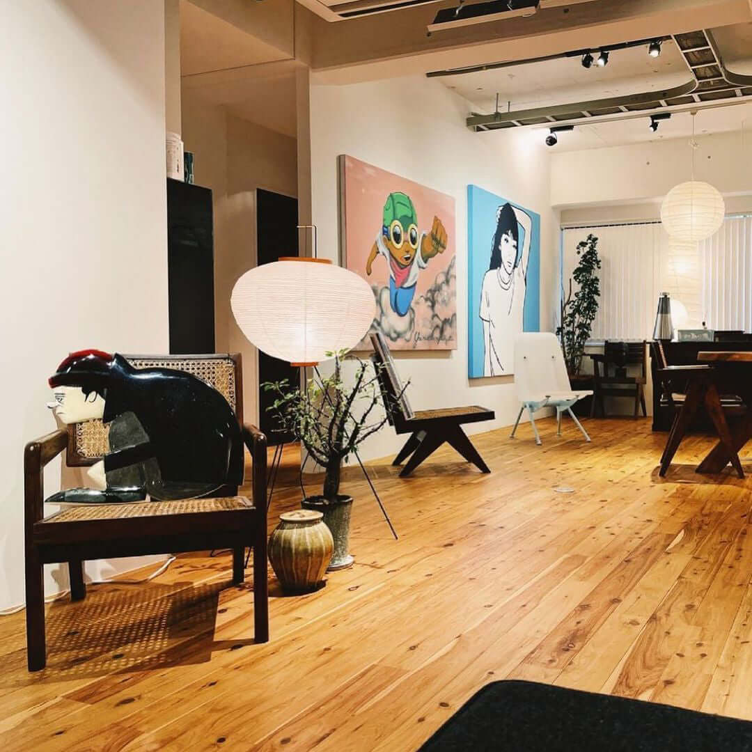 Elegant Rice Paper Floor Lamp for Ambient Lighting and Home Decor