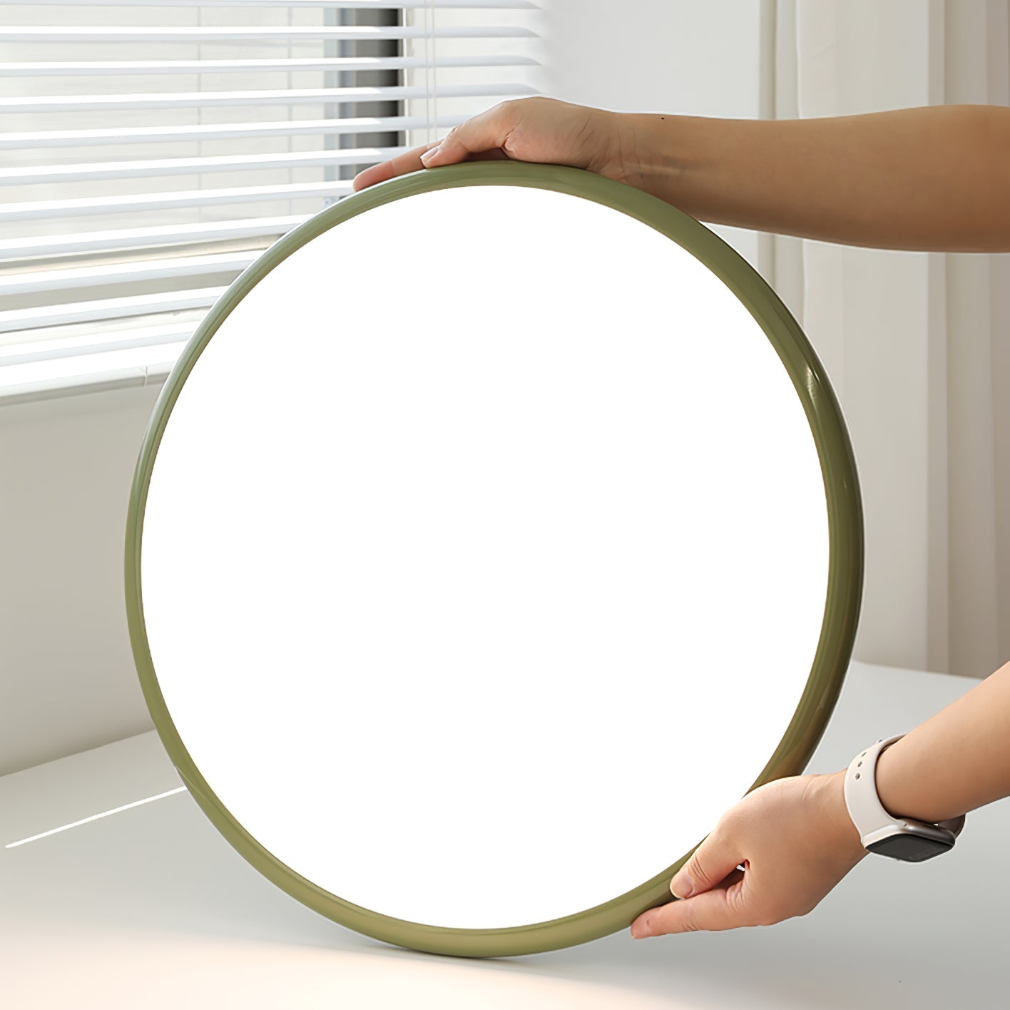 Adjustable Modern Ceiling Light Fixture for Versatile Home Illumination