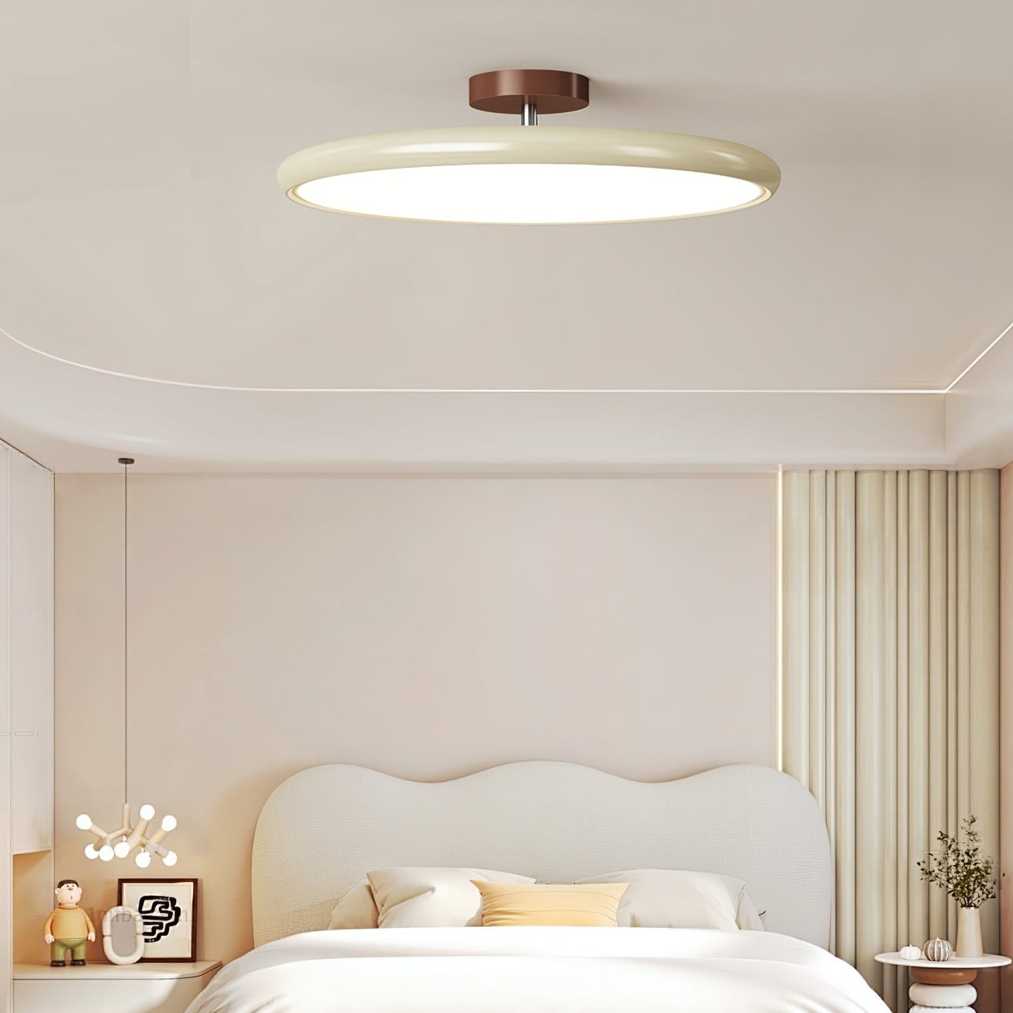 Adjustable Modern Ceiling Light Fixture for Versatile Home Illumination