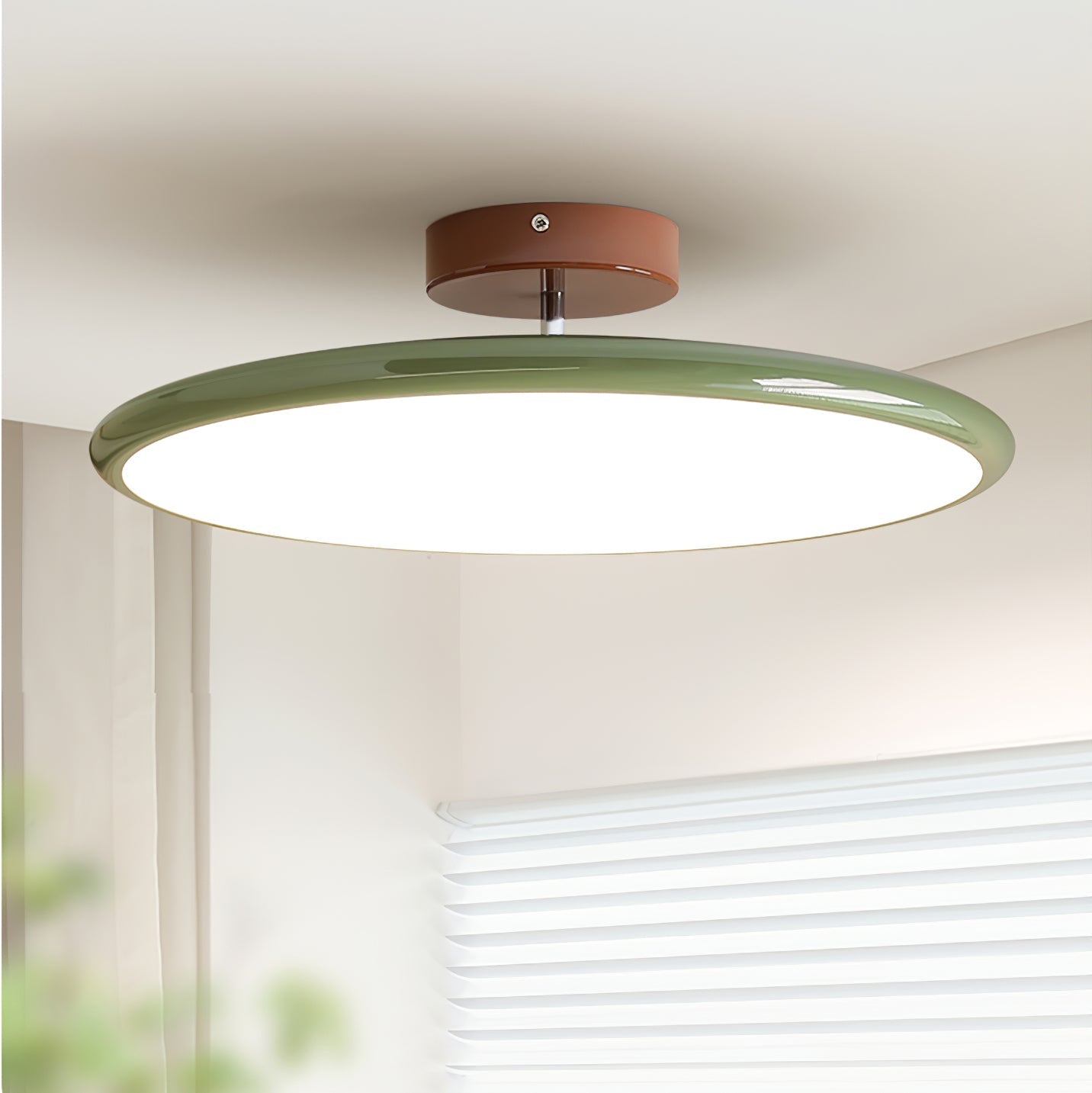 Adjustable Modern Ceiling Light Fixture for Versatile Home Illumination