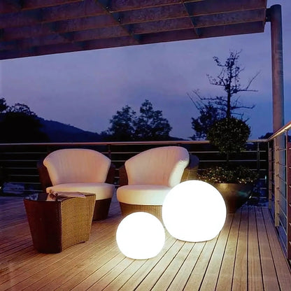Outdoor Waterproof LED Globe Light for Garden and Patio Decor
