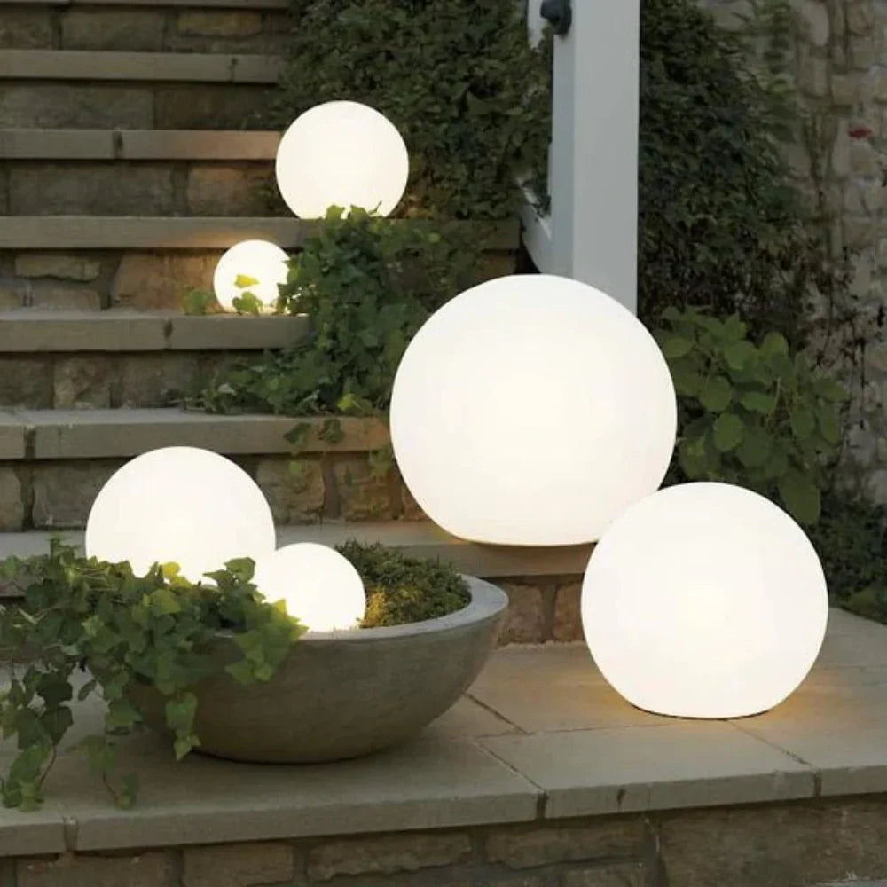 Outdoor Waterproof LED Globe Light for Garden and Patio Decor